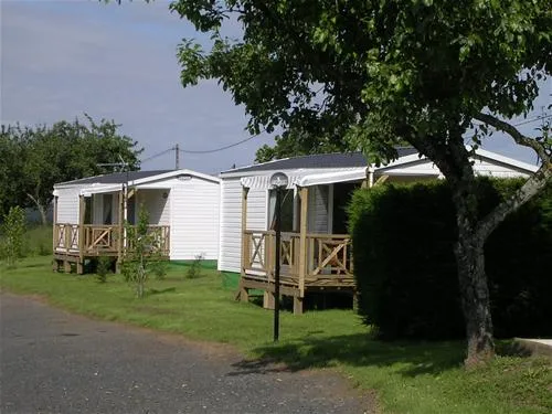 camping-aire-naturelle-du-bois-coutal-vigeois-t6gm1