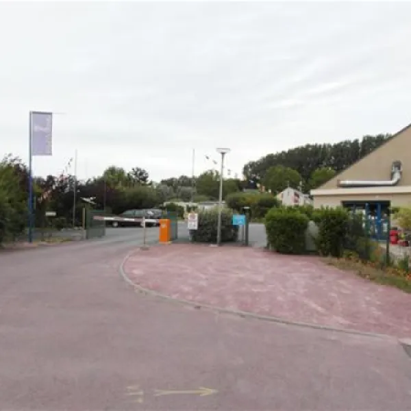 flower-camping-le-haut-dick-carentan-jnvq4