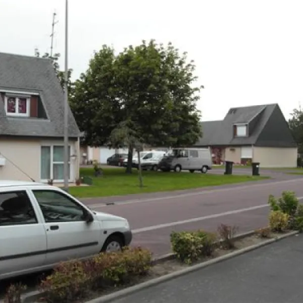 flower-camping-le-haut-dick-carentan-vajh6