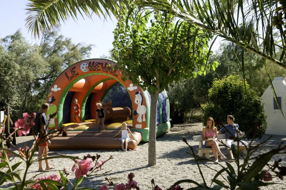 camping-las-bousigues-le-barcares-zyrfa