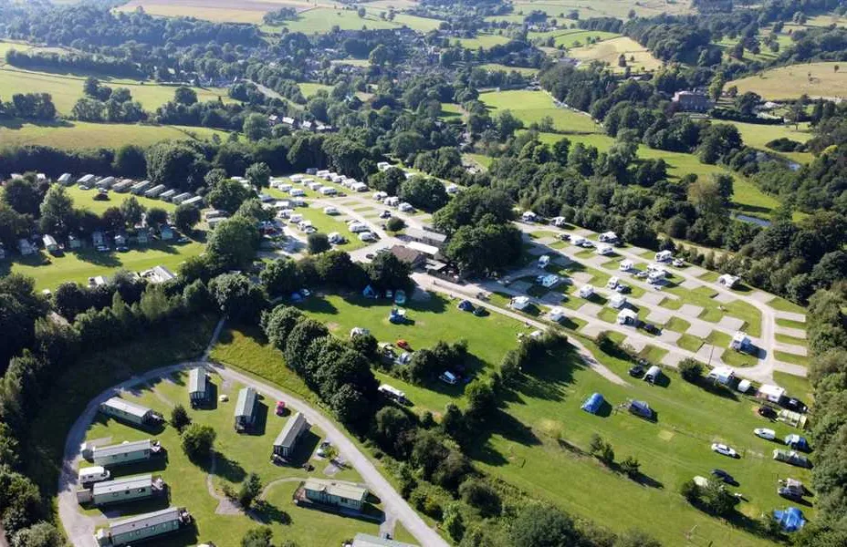 greenhills-caravan-park-bakewell-3xjm0