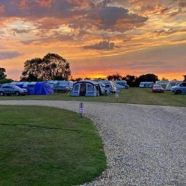 cotswold-view-cc-site-charlbury-hvkf1