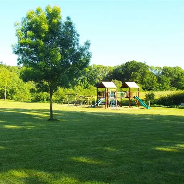 hill-cottage-farm-camping-and-caravan-park-fordingbridge-jjvh6