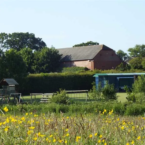hill-cottage-farm-camping-and-caravan-park-fordingbridge-shtd9