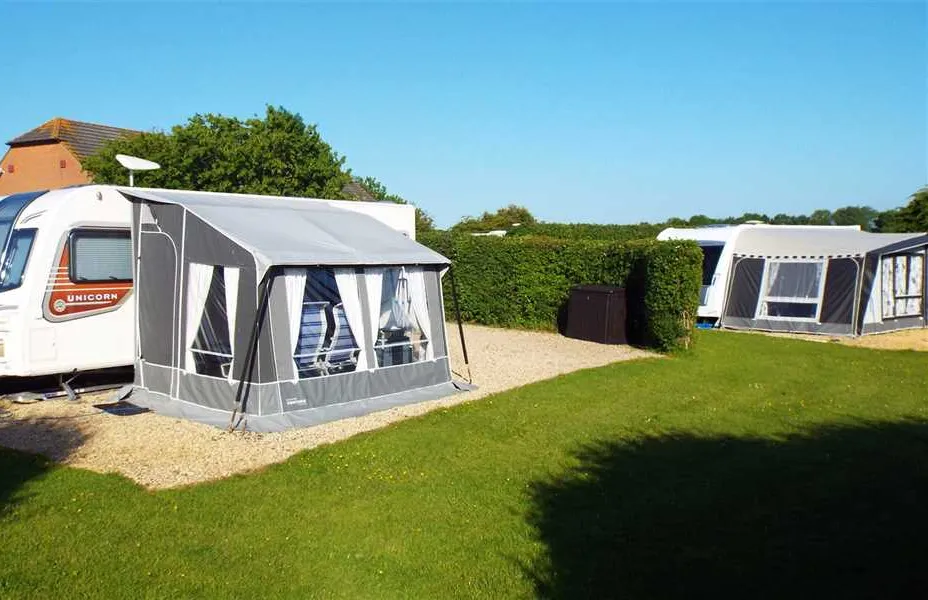 hill-cottage-farm-camping-and-caravan-park-fordingbridge-ycpc5