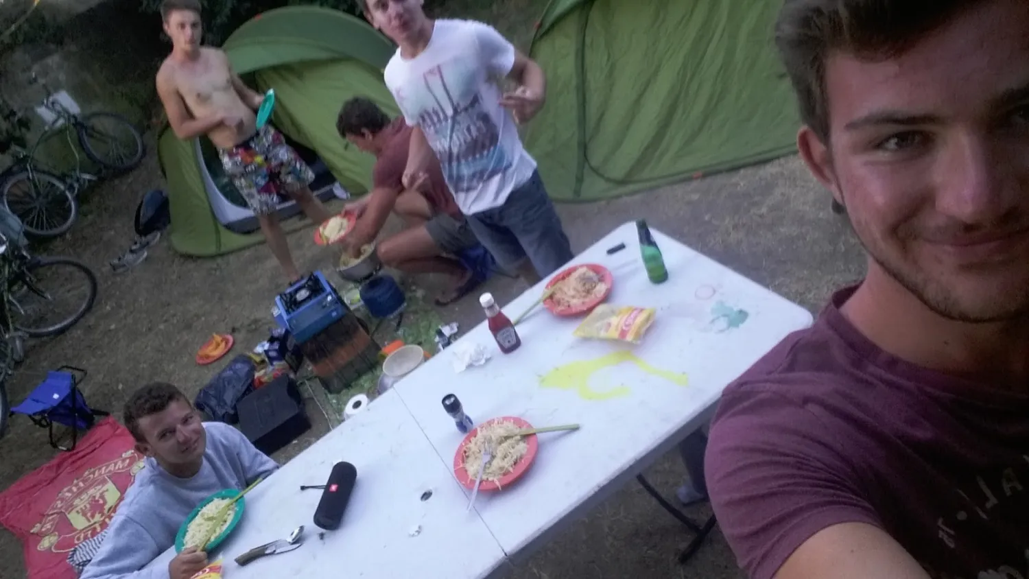 camping-le-fort-de-la-rade-ile-d-aix-riwuk