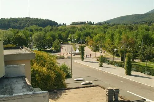 parco-delle-piscine-sarteano-eqpmr