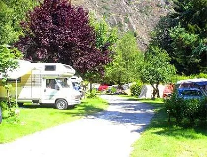 camping-la-cascade-isre-mfxav