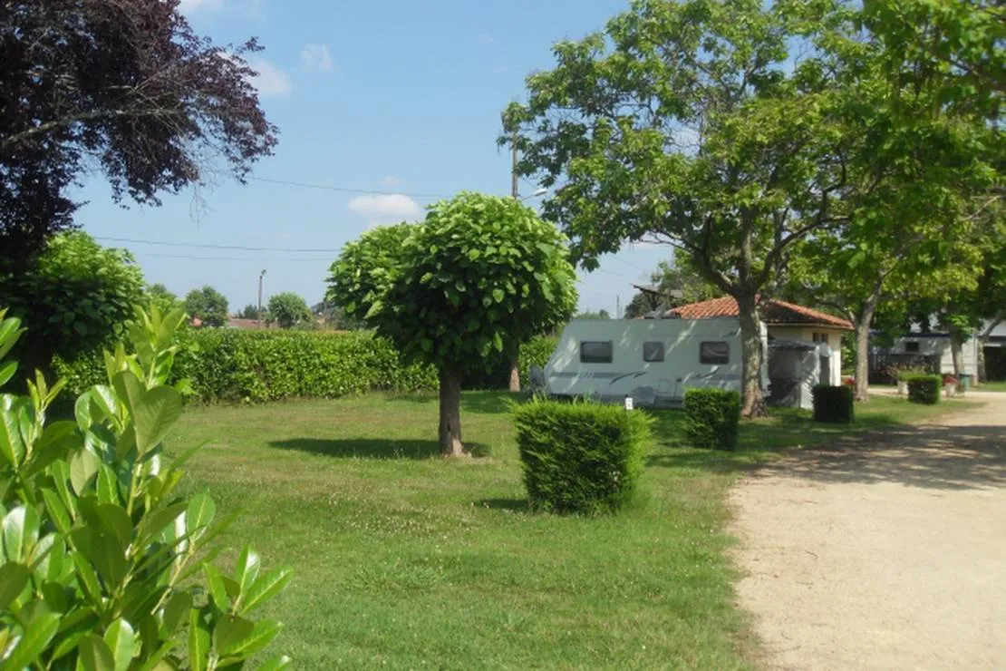 camping-municipal-grenade-sur-ladour-grenade-sur-ladour-yete7