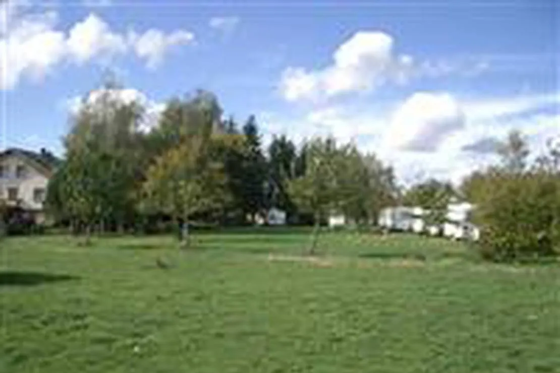 camping-a-la-ferme-de-la-renaudine-dampierre-les-conflans-xkjc9