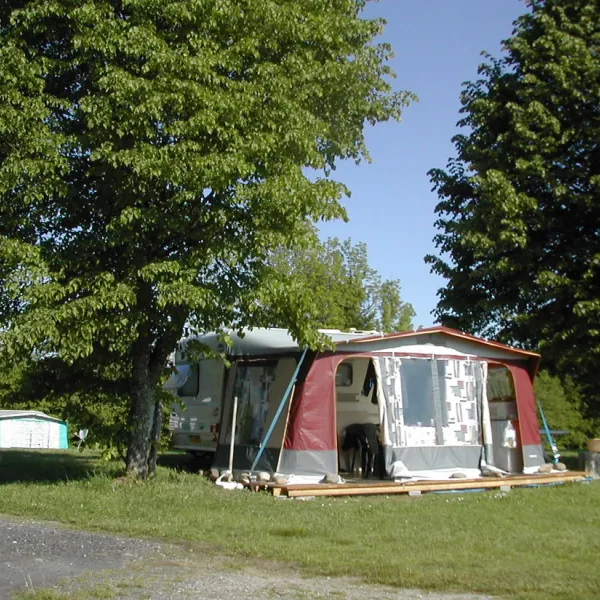 le-bois-denval-sarroux-rcg9h