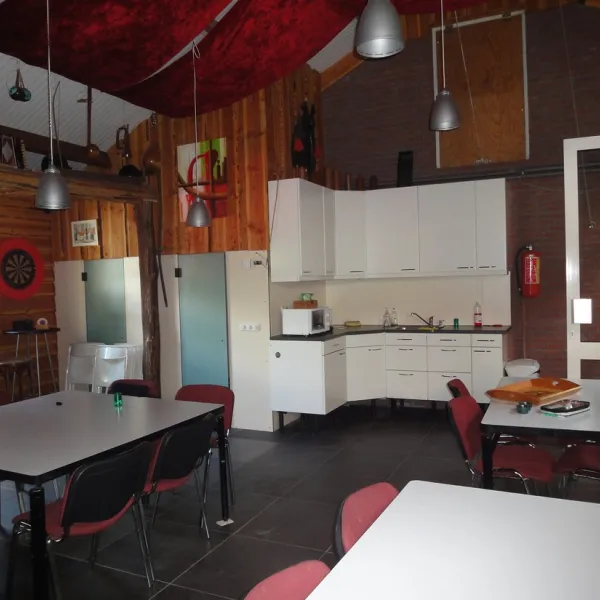 camping-laag-eind-oirschot-oijyd