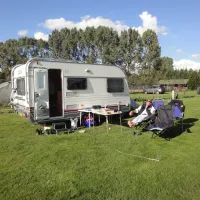 camping-laag-eind-oirschot-znoli