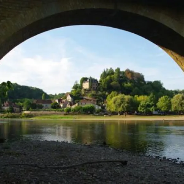 le-port-de-limeuil-alles-sur-dordogne-x78to