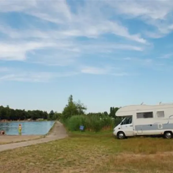 camping-campina-strand-dessel-e1ini