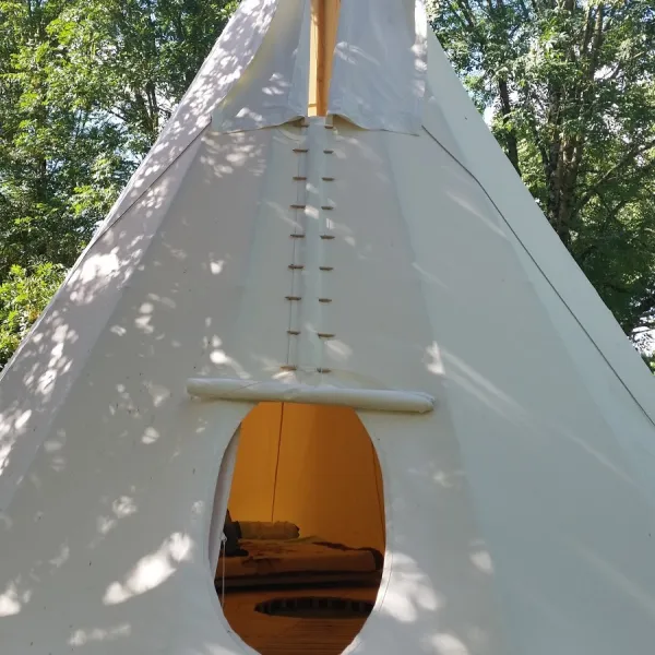 camping-municipal-le-vieux-chene-nalliers-ki7ie