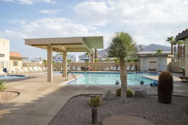 fountain-of-youth-spa-niland-pima4