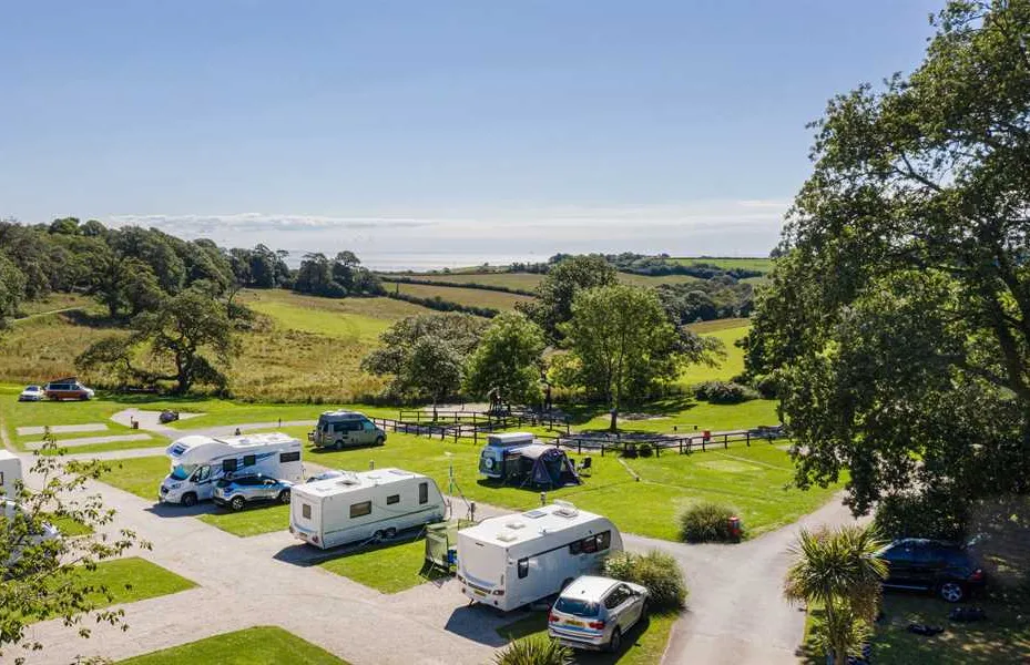 heligan-woods-caravan-camping-park-st-austell-m4r3t