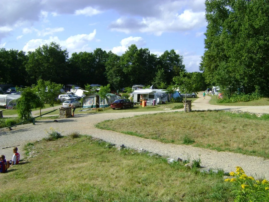 camping-la-magaudie-chartrier-ferriere-epj9c
