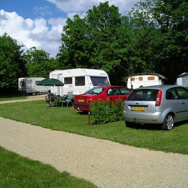 camping-la-magaudie-chartrier-ferriere-vyenv