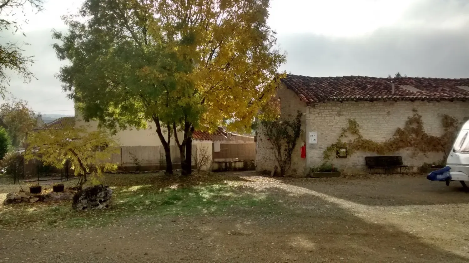 camping-chez-devezeau-st-angeau-7uocy