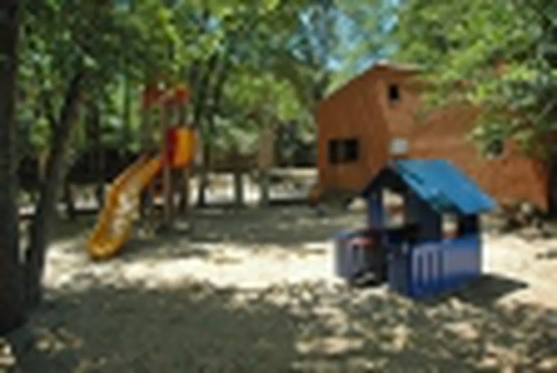 camping-benista-porticcio-uwbs7