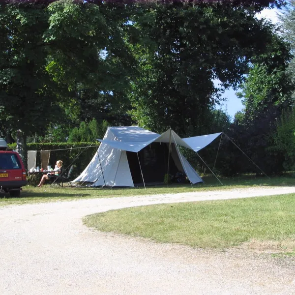 camping-municipal-du-lac-de-pont-pont-et-massne-1wglu