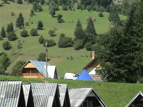 camping-ursulet-durau-jsbvb