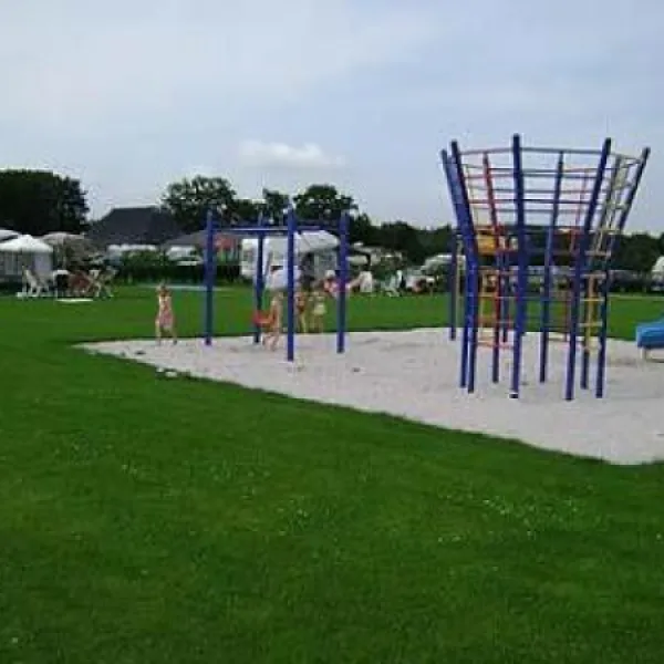 camping-de-ikeleane-bakkeveen-uzrxf