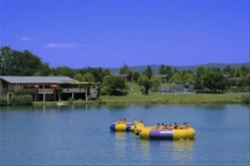 camping-les-okiri-baudreix-q7grw