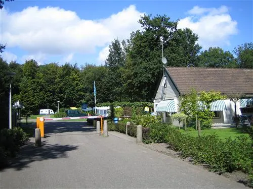camping-het-bosbad-emmeloord-avr8s
