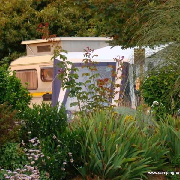 camping-la-fontaine-du-hallate-en-morbihan-plougoumelen-arpzp