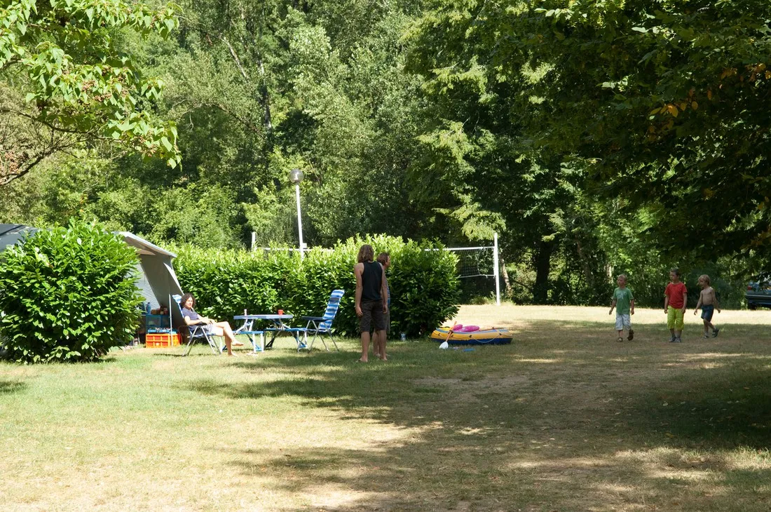 camping-la-prade-montirat-ebzox