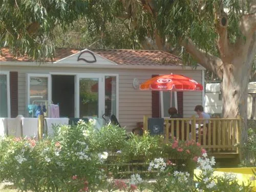 camping-u-pezzo-st-florent-d34fl