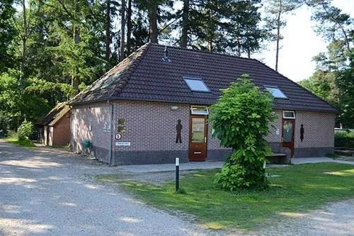camping-de-wapenberg-ugchelen-df0qr