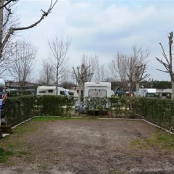 camping-butterfly-peschiera-del-garda-db0x2