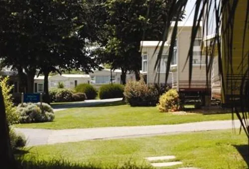 hendra-holiday-park-cornwall-t8mka