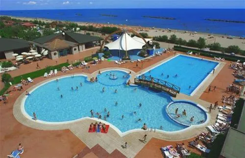 campeggio-spiaggia-e-mare-porto-garibaldi-dpqnm