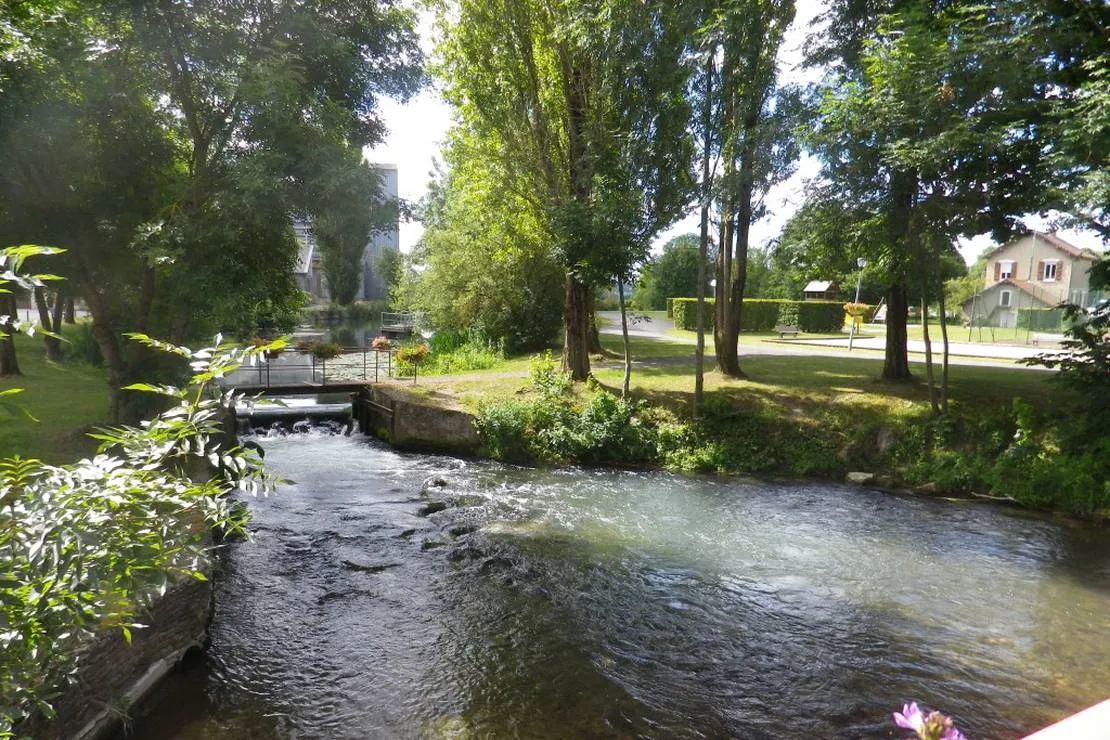 camping-les-ilys-haut-consenvoye-mjsom
