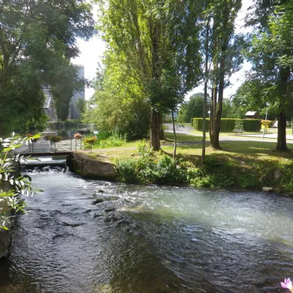 camping-les-ilys-haut-consenvoye-mjsom