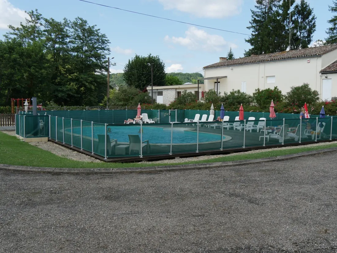 camping-de-la-bastide-pineuilh-hhna8