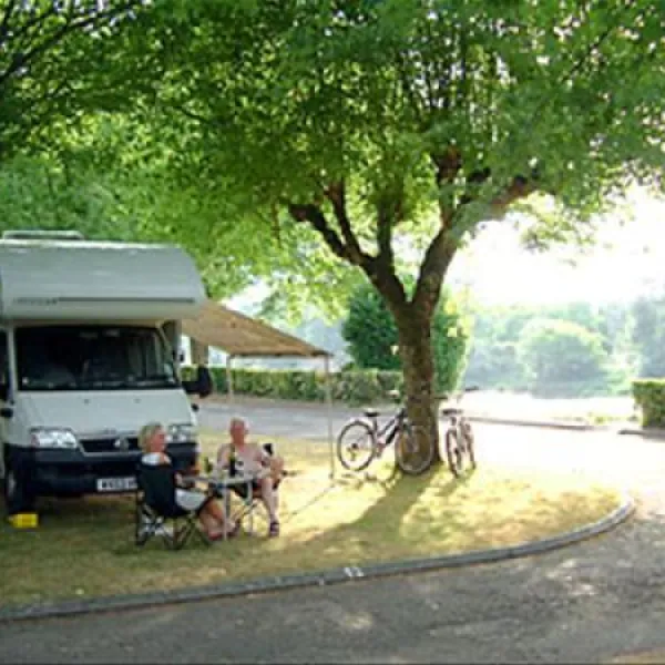 camping-de-la-bastide-pineuilh-xnsjm