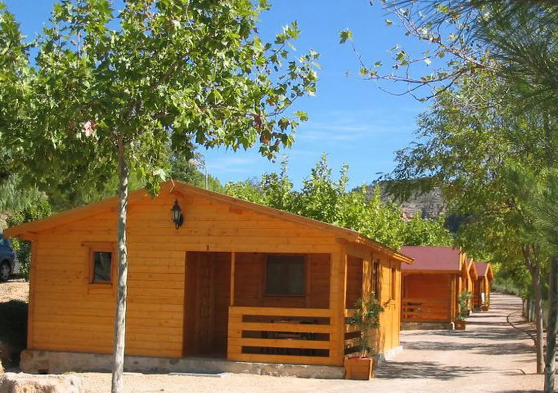 hecu-camping-tujar-uq9hz