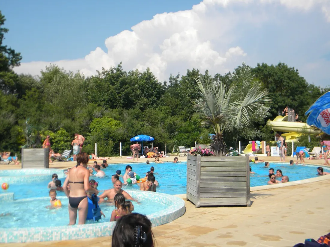 flower-camping-le-clos-cottet-angles-ad2r6