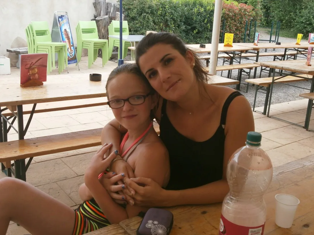 flower-camping-le-clos-cottet-angles-ti19w