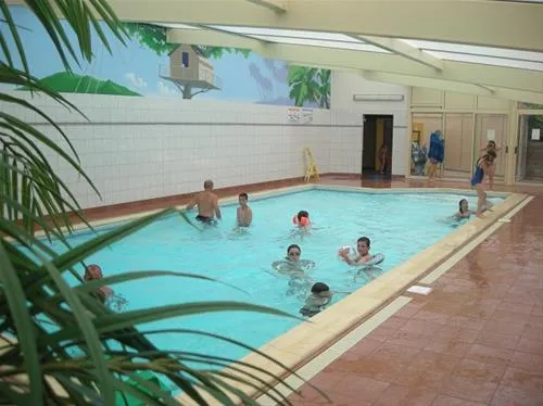 flower-camping-le-clos-cottet-angles-zlsg1