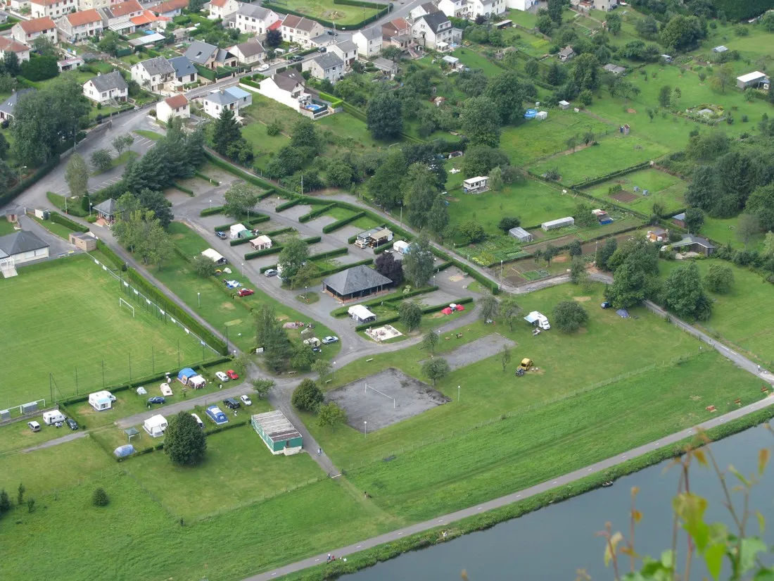 camping-municipal-bellevue-fumay-4ltrt