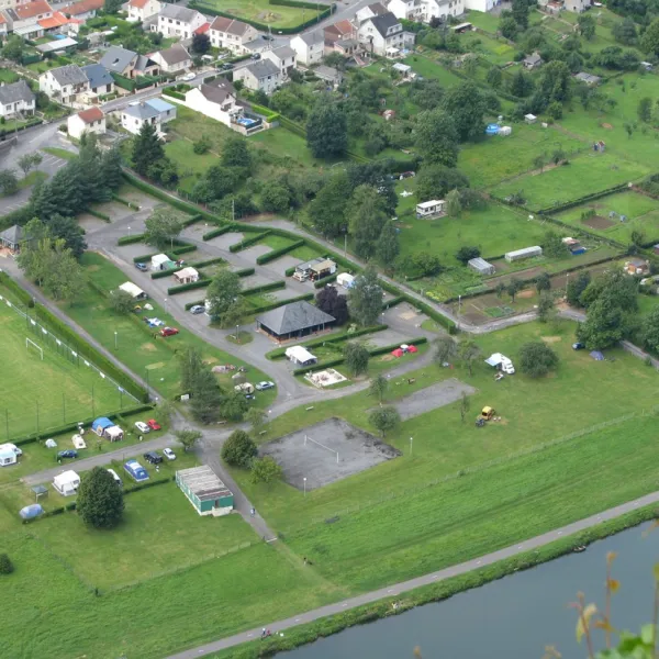 camping-municipal-bellevue-fumay-4ltrt