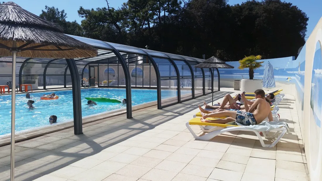 camping-les-pins-notre-dame-de-monts-h8i3z