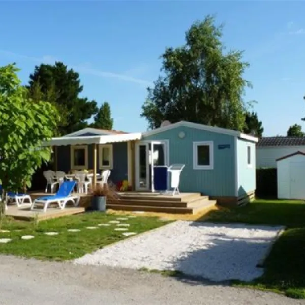 flower-camping-la-guichardiere-la-plaine-sur-mer-b8tw8